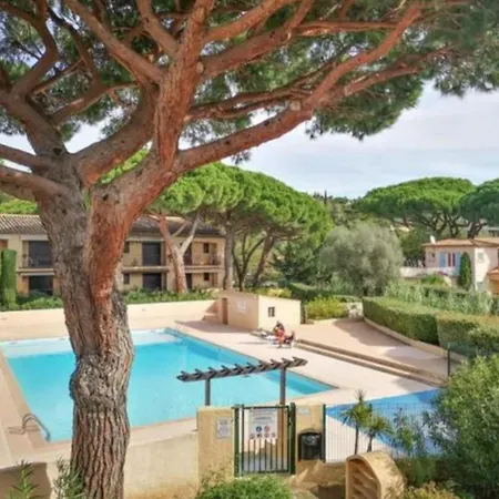 Avec Piscine Et Proche * Les Issambres